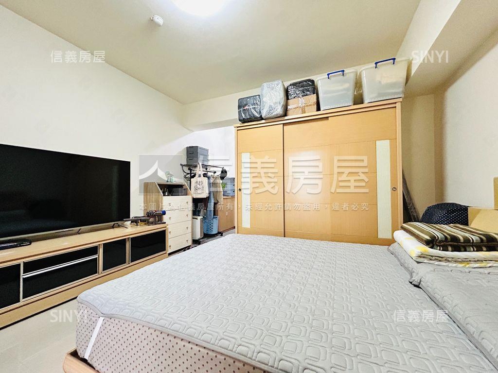 及第稀有露臺戶房屋室內格局與周邊環境