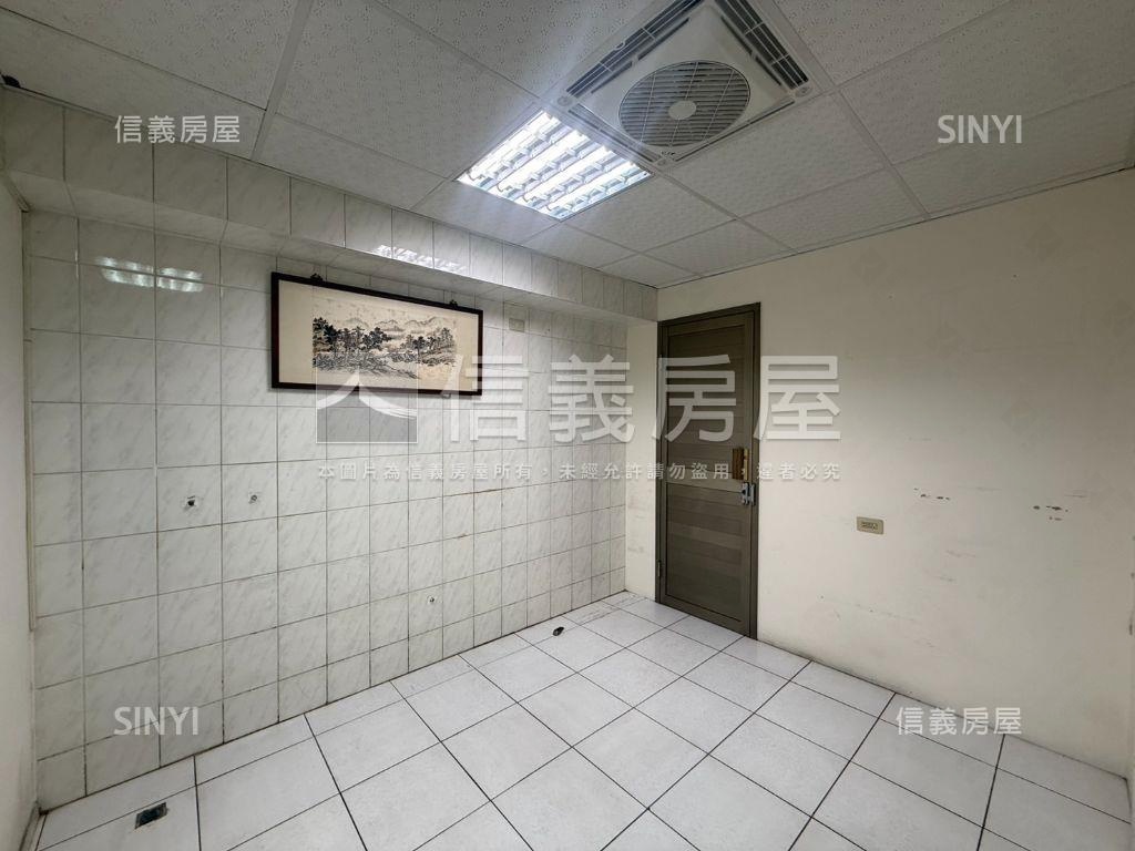 專任大灣近永大優質店住房屋室內格局與周邊環境