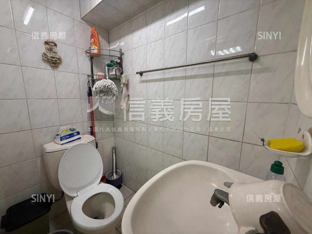 專任大灣近永大優質店住房屋室內格局與周邊環境