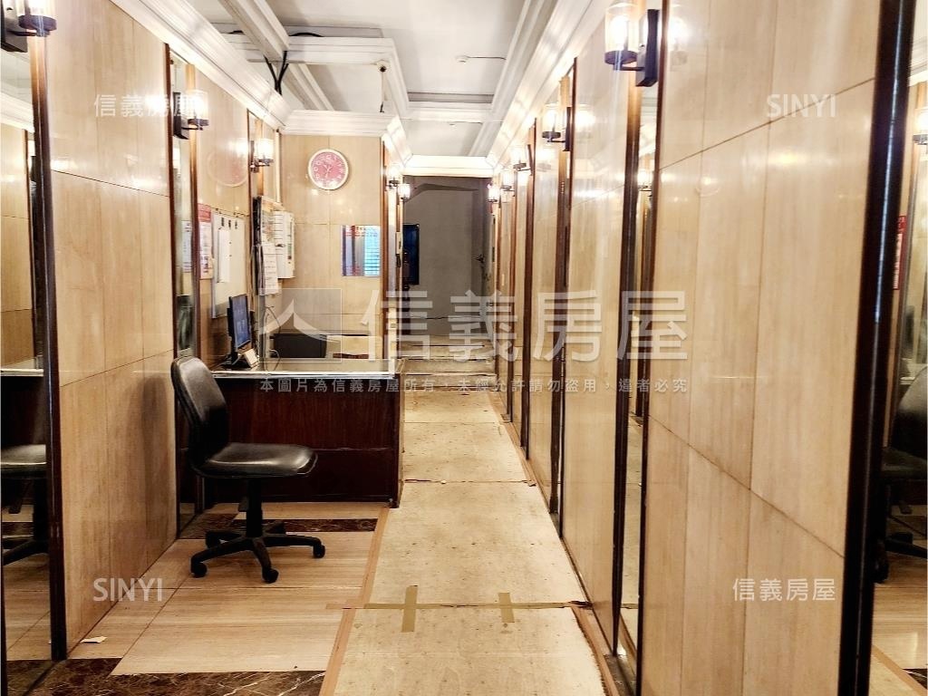 群林鴻陽大廈房屋室內格局與周邊環境