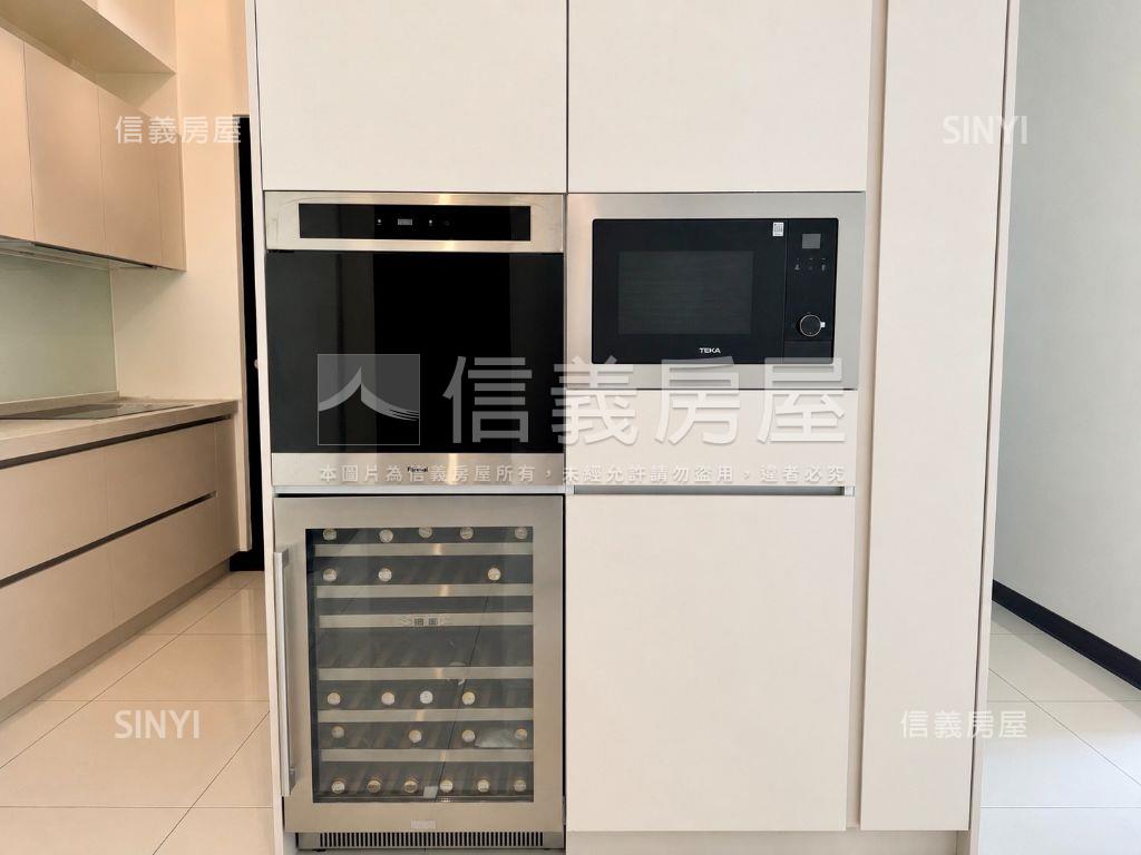 ⭐信義文華樹梢綠意美宅⭐房屋室內格局與周邊環境