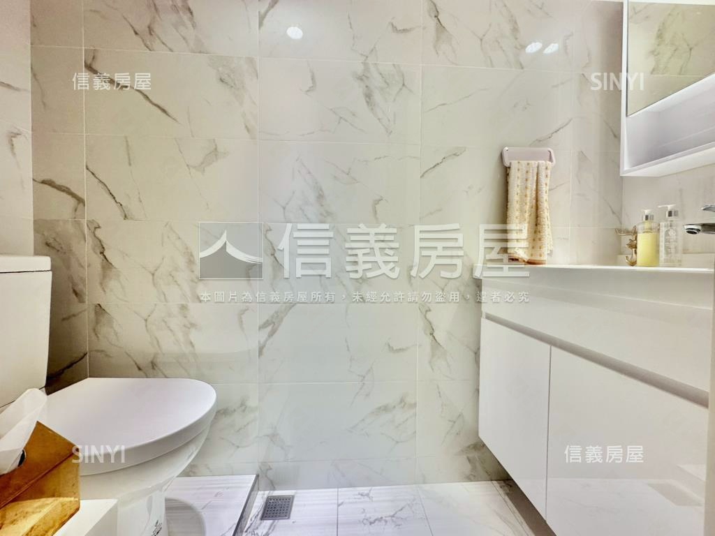 大直華廈．露臺戶稀有釋出房屋室內格局與周邊環境