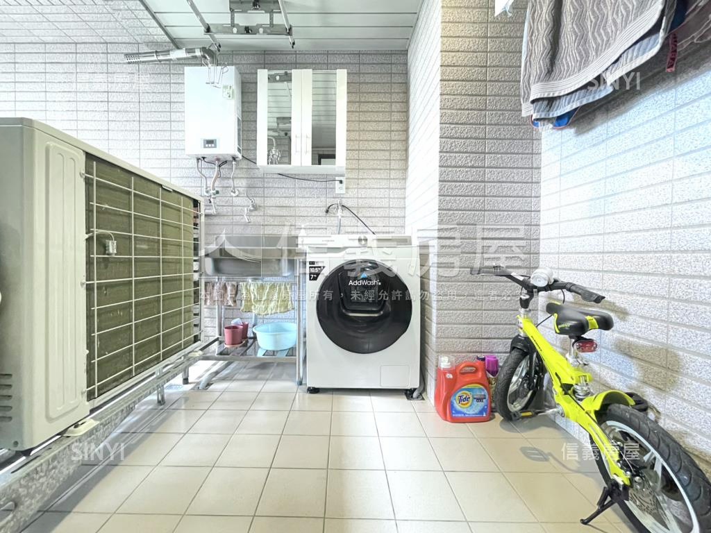富江翠·公園景觀兩房車位房屋室內格局與周邊環境