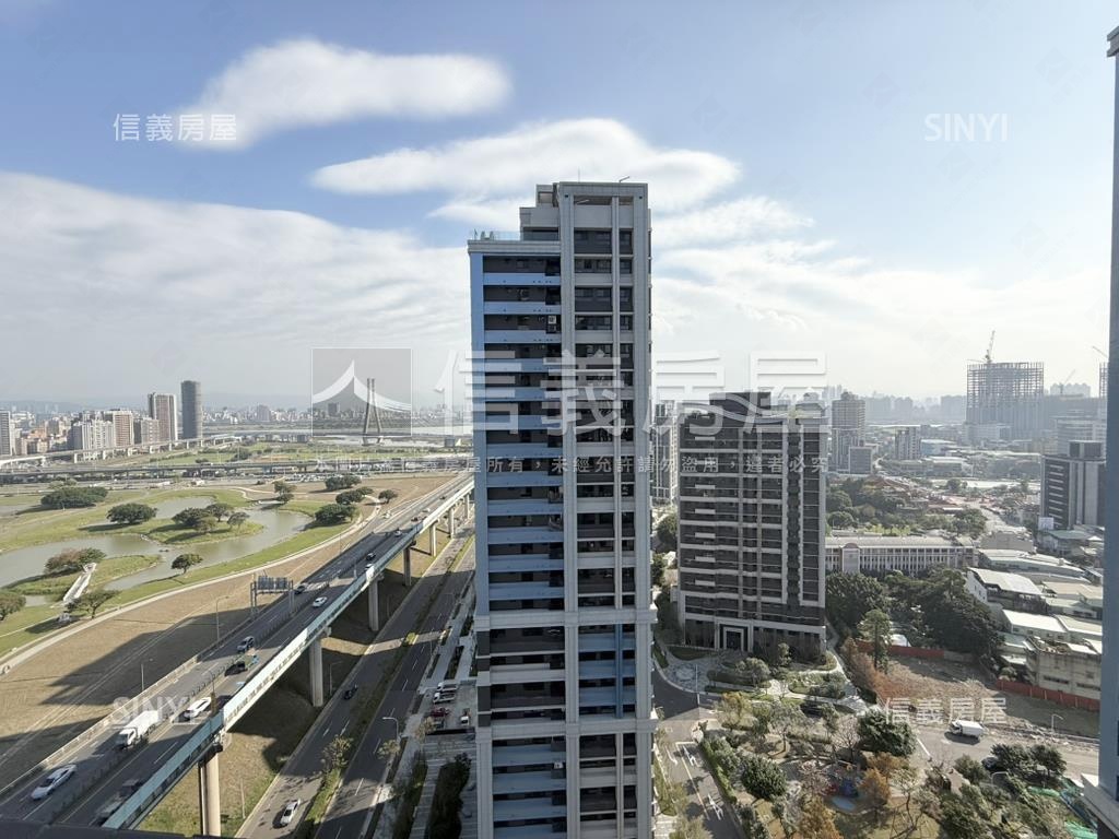 潤泰。公園景觀豪邸房屋室內格局與周邊環境