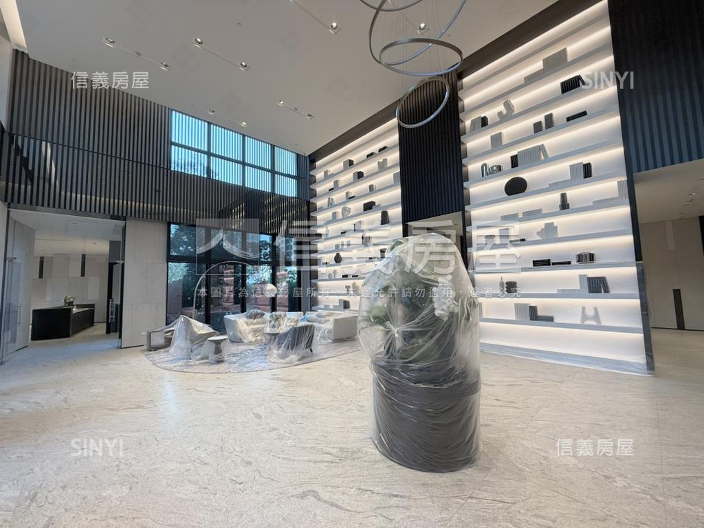 潤泰。公園景觀豪邸房屋室內格局與周邊環境