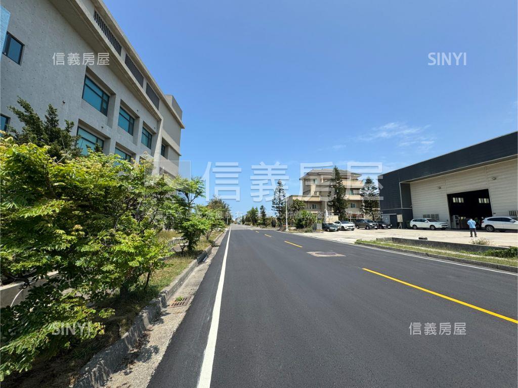 【彰濱】鋼構七年廠房屋室內格局與周邊環境