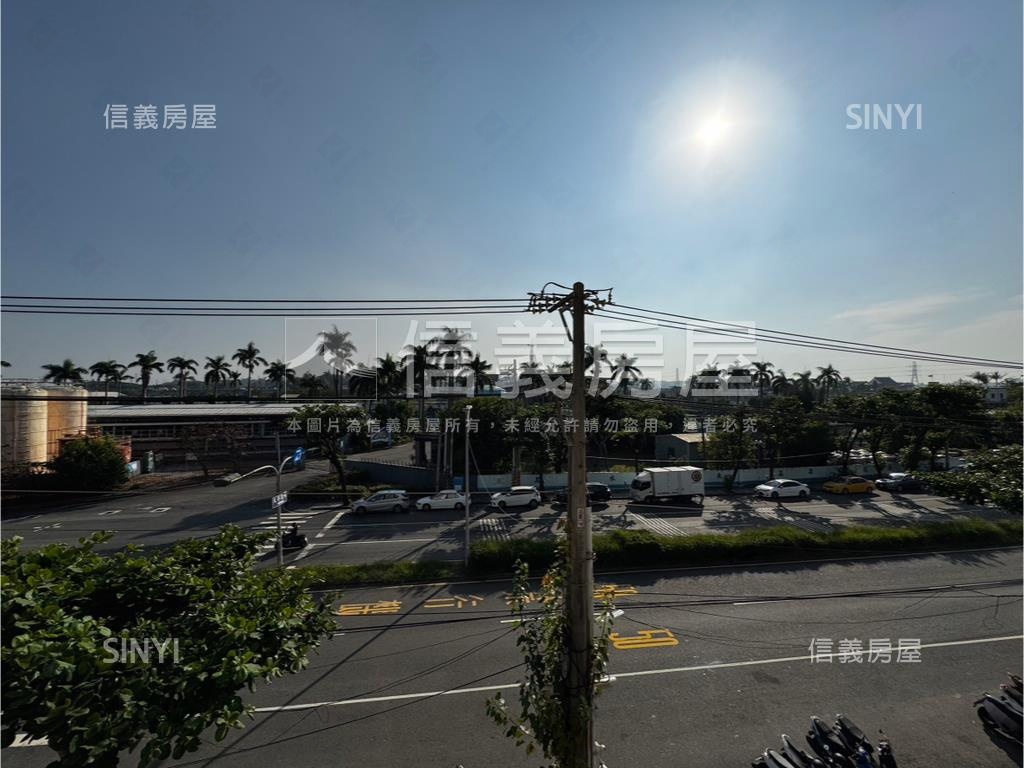 近大發工業區大坪面寬金店房屋室內格局與周邊環境