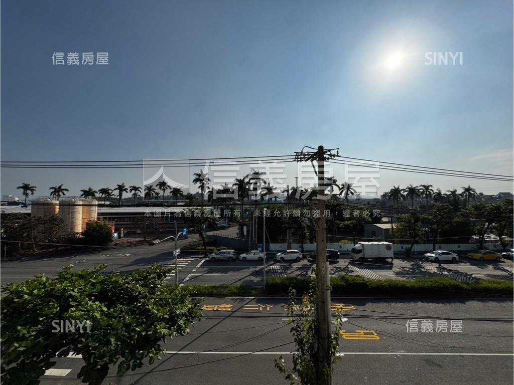 近大發工業區大坪面寬金店房屋室內格局與周邊環境