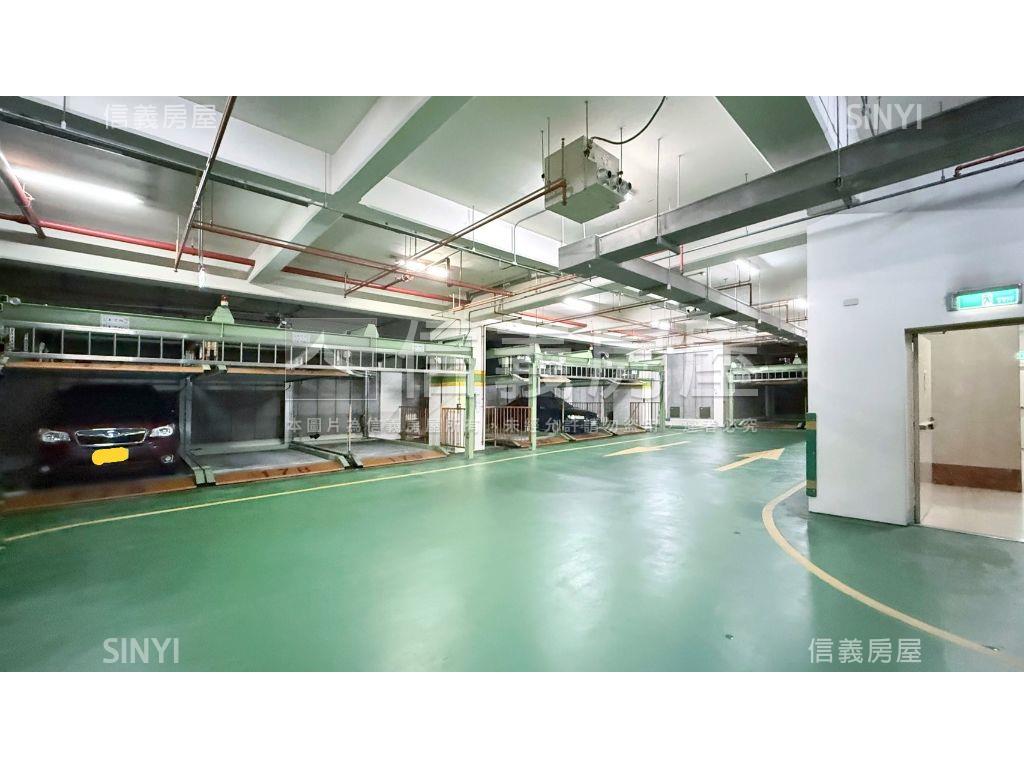 景安捷運愛樂三房車位房屋室內格局與周邊環境