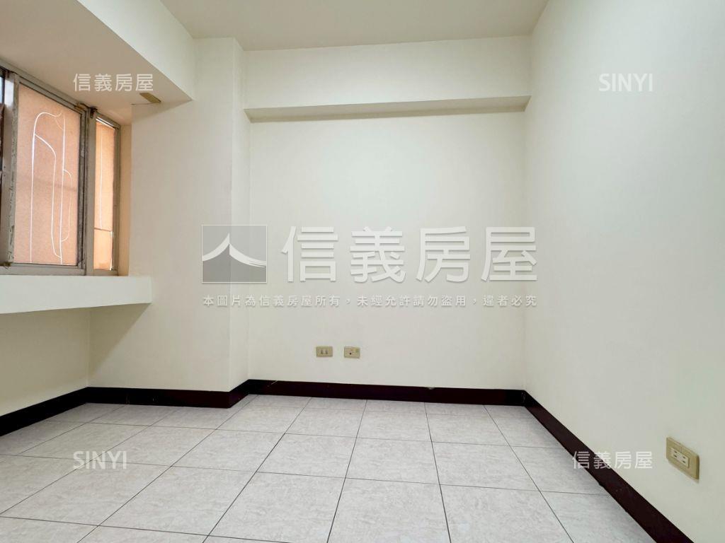 南工商圈便宜圓夢三房宅房屋室內格局與周邊環境