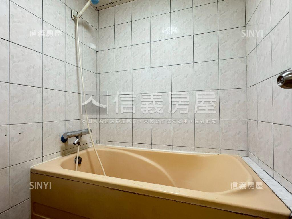 南工商圈便宜圓夢三房宅房屋室內格局與周邊環境