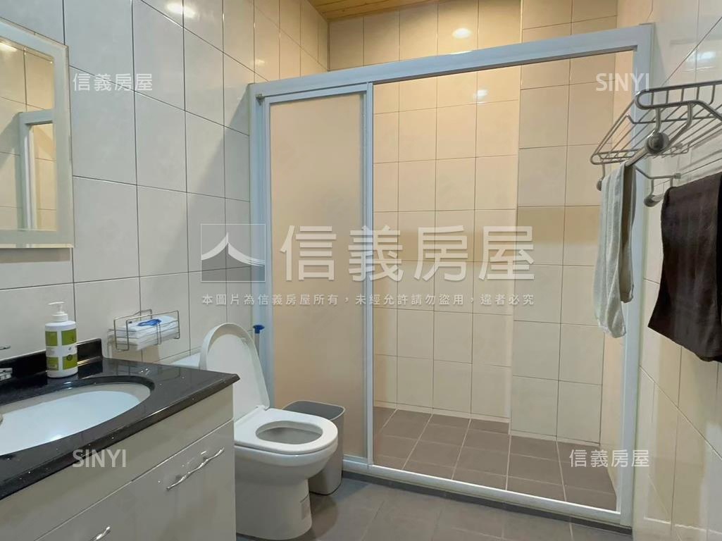 正路面文賢路金店面房屋室內格局與周邊環境