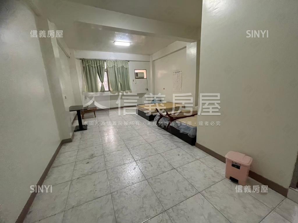 正路面文賢路金店面房屋室內格局與周邊環境