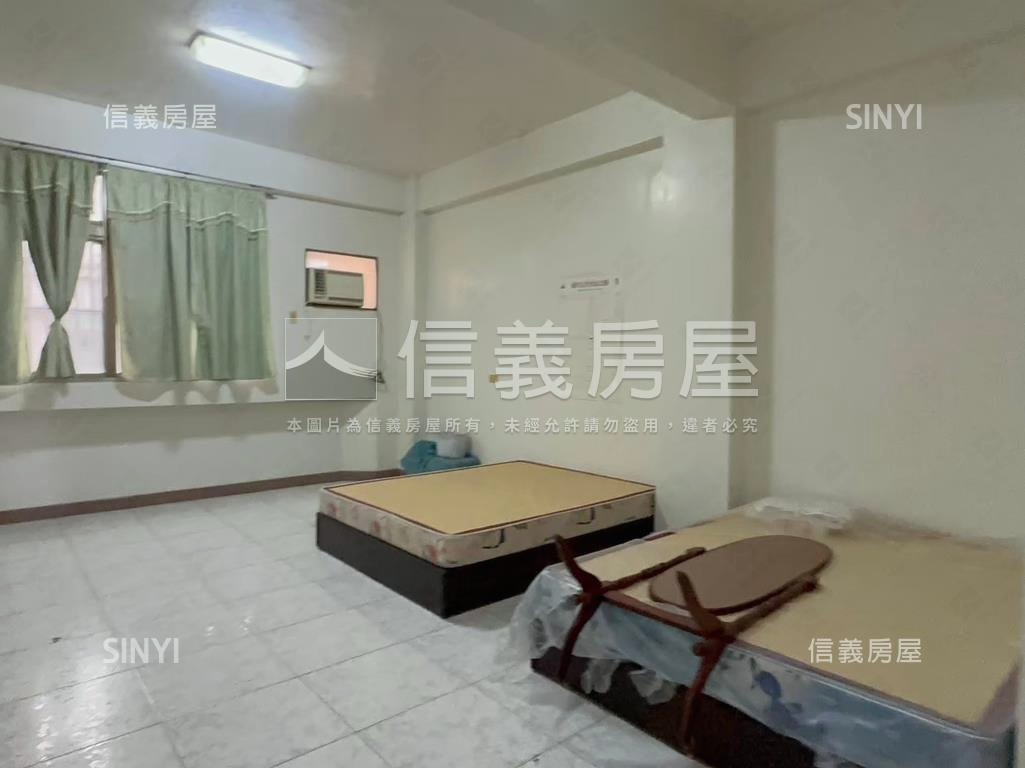 正路面文賢路金店面房屋室內格局與周邊環境