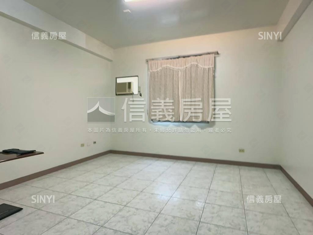 正路面文賢路金店面房屋室內格局與周邊環境