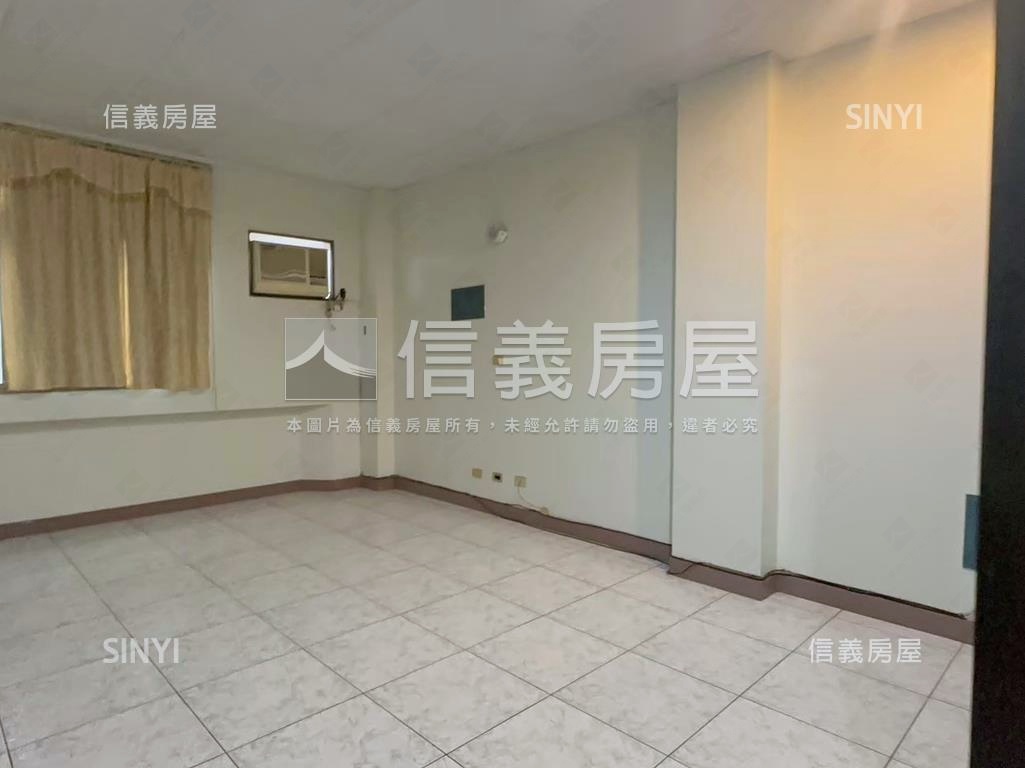 正路面文賢路金店面房屋室內格局與周邊環境