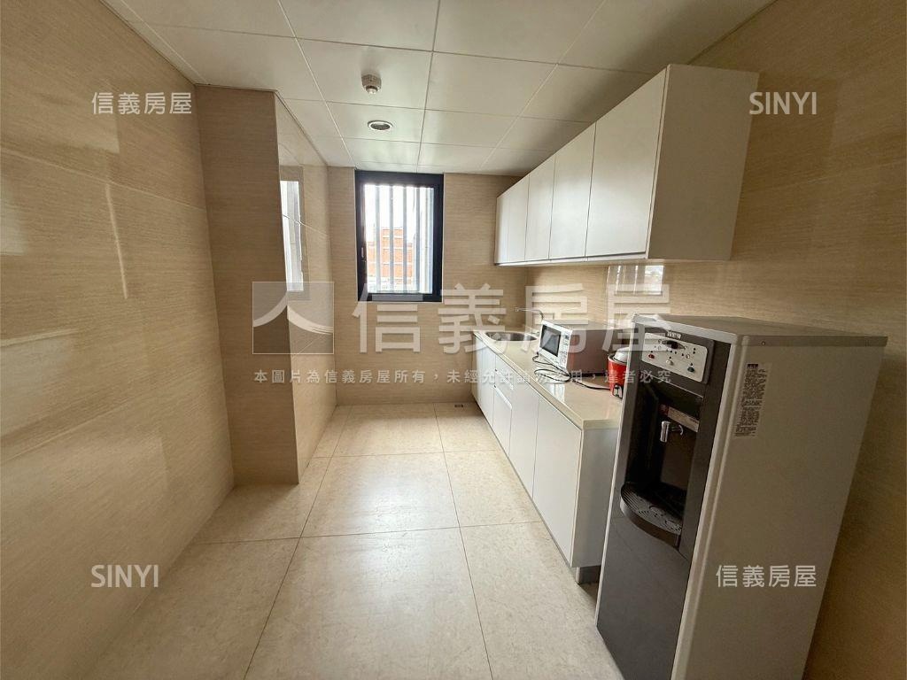 亞太水岸帝王豪景廠辦房屋室內格局與周邊環境