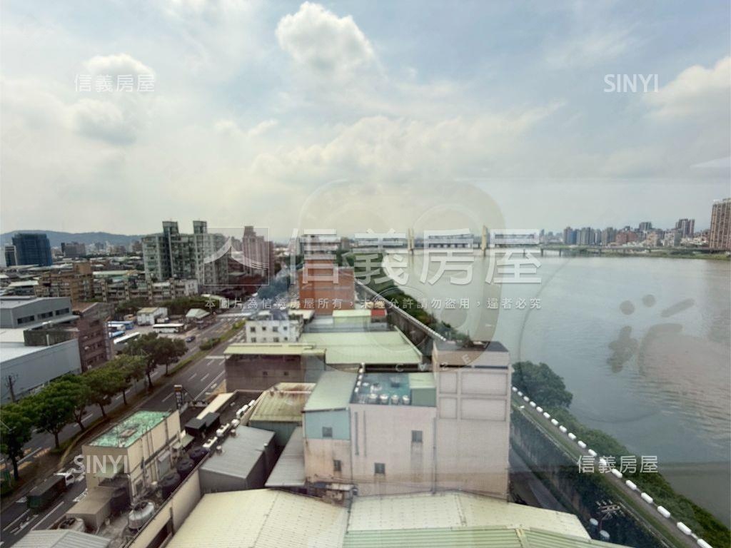 亞太水岸帝王豪景廠辦房屋室內格局與周邊環境