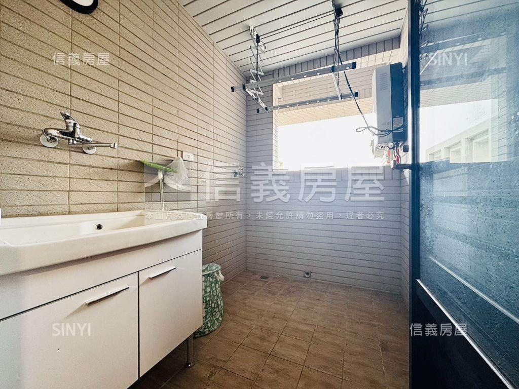 南屯菁科２ＭＡＸ兩房平車房屋室內格局與周邊環境