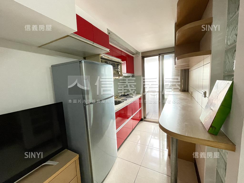 小阿曼高樓美屋房屋室內格局與周邊環境