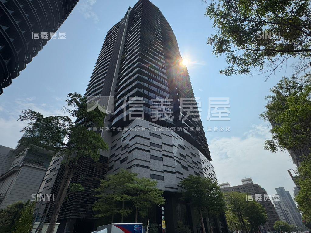 七期商辦‧出租中‧可看房屋室內格局與周邊環境