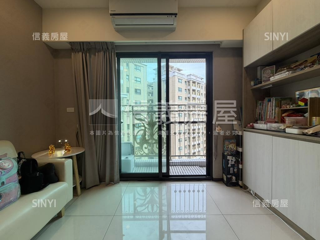 微笑質感兩房房屋室內格局與周邊環境