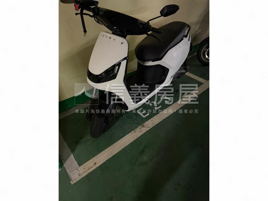 微笑質感兩房房屋室內格局與周邊環境