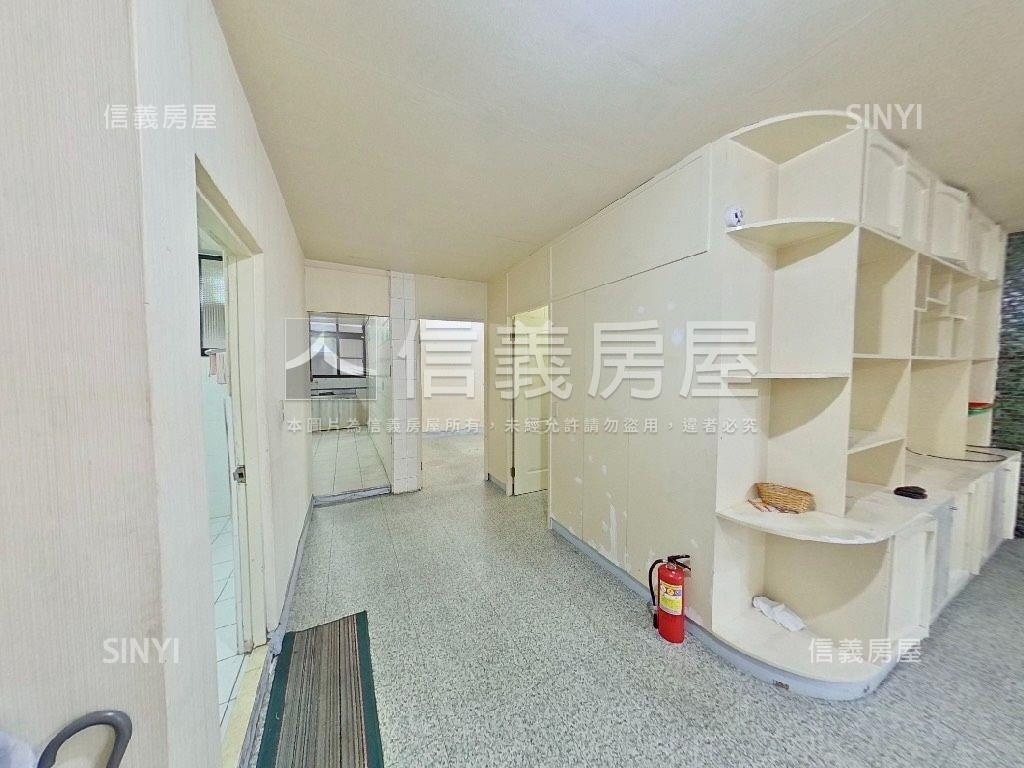 臻品～正華齡街公寓３樓房屋室內格局與周邊環境