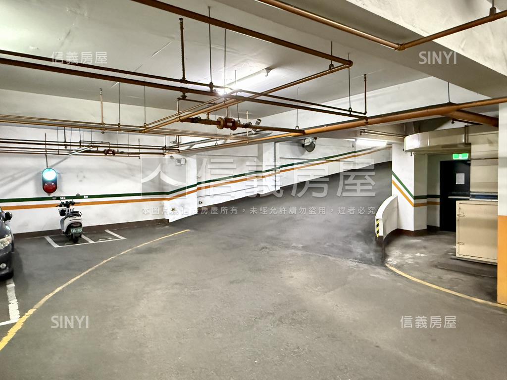 文山特區茵花戀兩房平車房屋室內格局與周邊環境