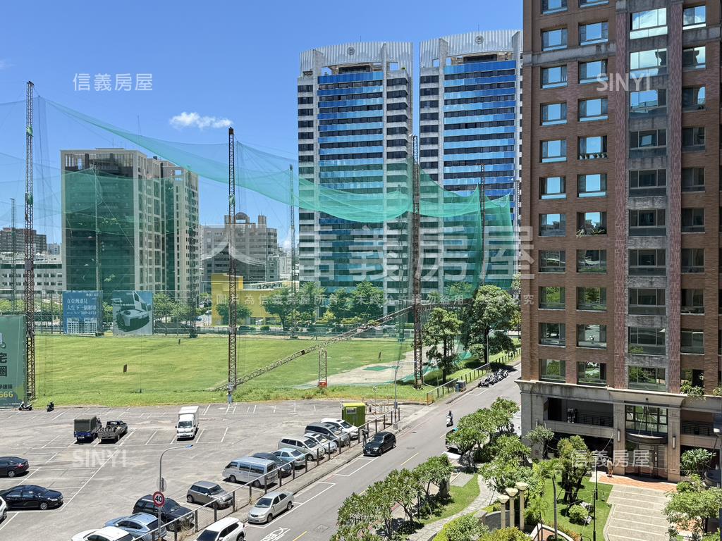 文山特區茵花戀兩房平車房屋室內格局與周邊環境