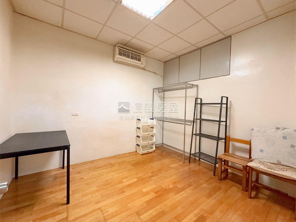 華興街｜邊間大面寬透天房屋室內格局與周邊環境
