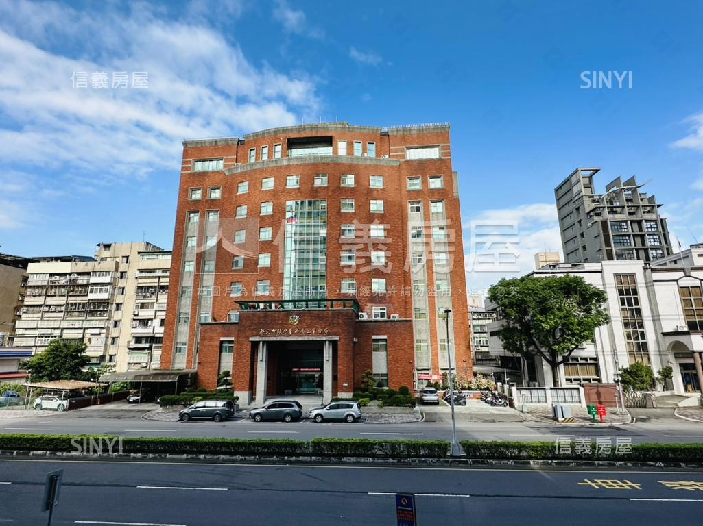 重新路菜寮站旁電梯空間房屋室內格局與周邊環境