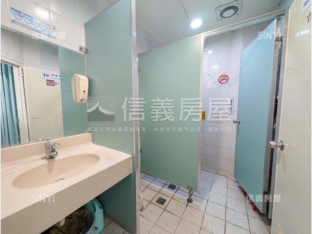 【精選】中興路熱鬧金店面房屋室內格局與周邊環境