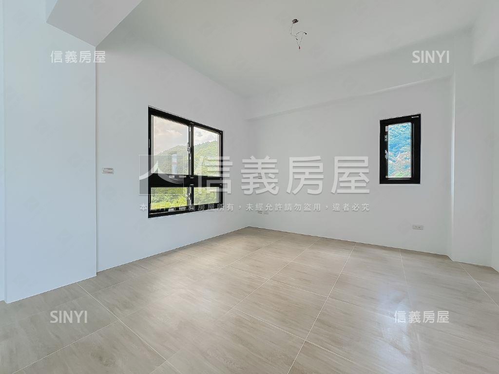 南投國姓鄉成功大院別墅９房屋室內格局與周邊環境