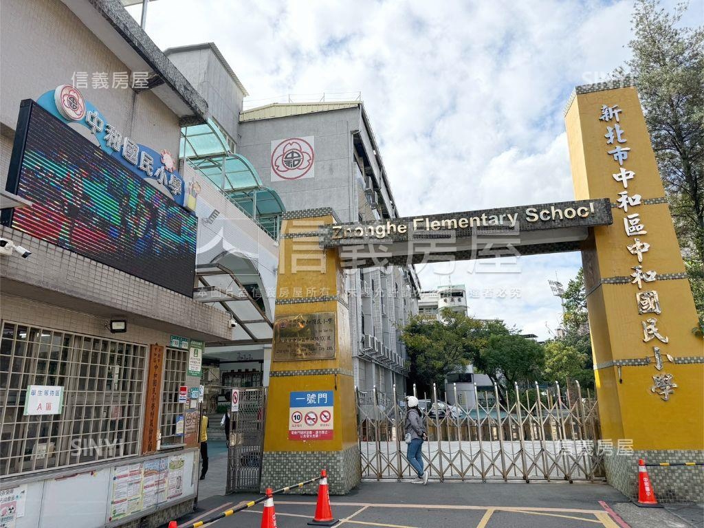 景安標準雙衛浴美寓房屋室內格局與周邊環境