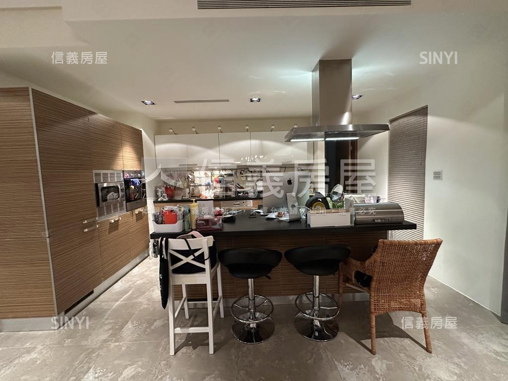 八里左岸私人招待會所房屋室內格局與周邊環境