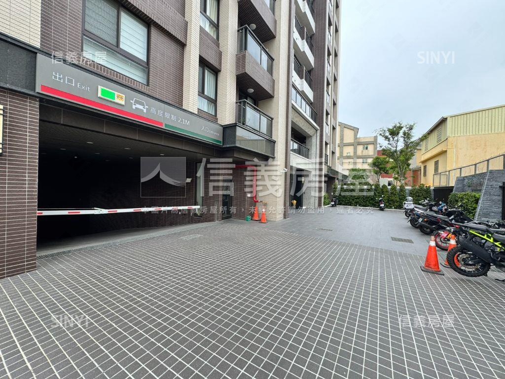 晴山洋洋全新獨家兩房平車房屋室內格局與周邊環境
