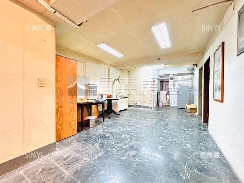 建國北路大面寬住店辦房屋室內格局與周邊環境
