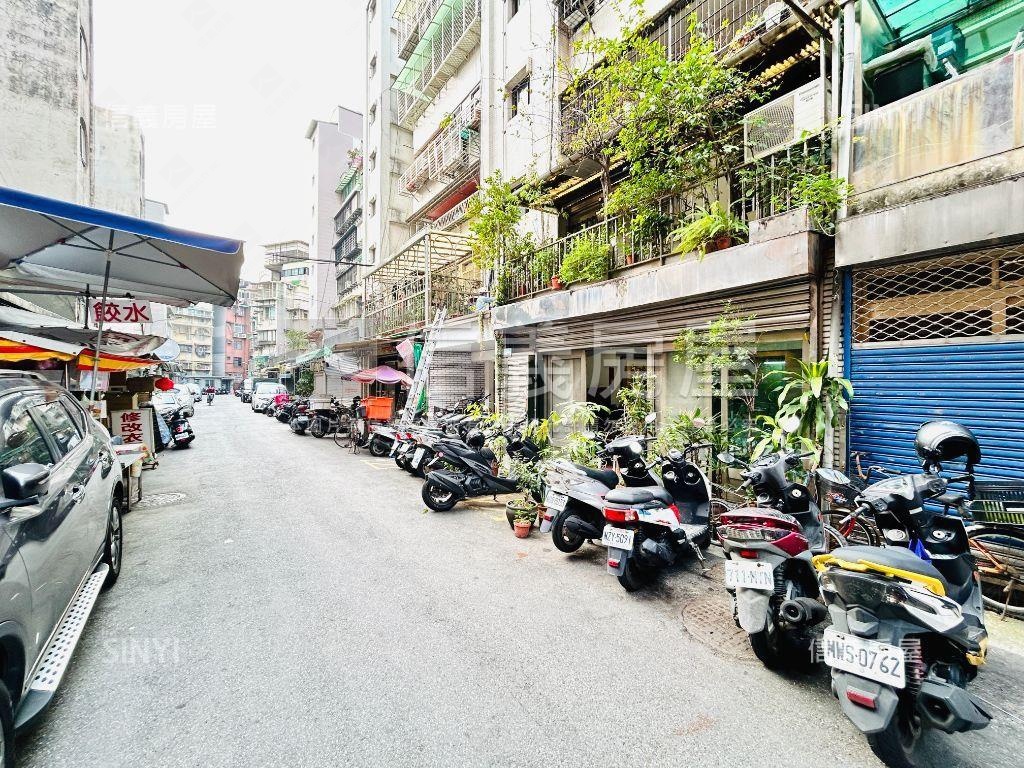 建國北路大面寬住店辦房屋室內格局與周邊環境