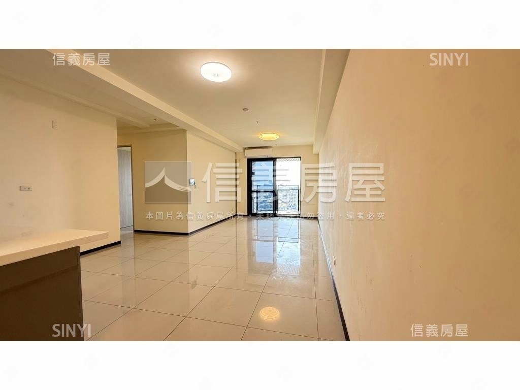 浩瀚ＭＶＰ✦四房雙平車位房屋室內格局與周邊環境