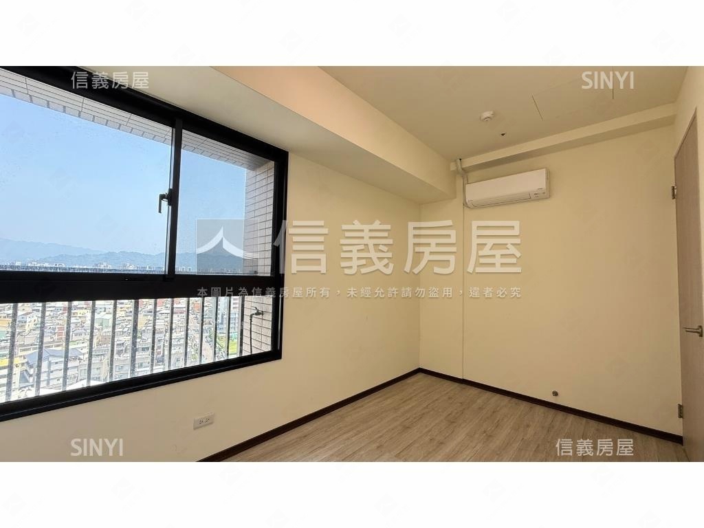 浩瀚ＭＶＰ✦四房雙平車位房屋室內格局與周邊環境