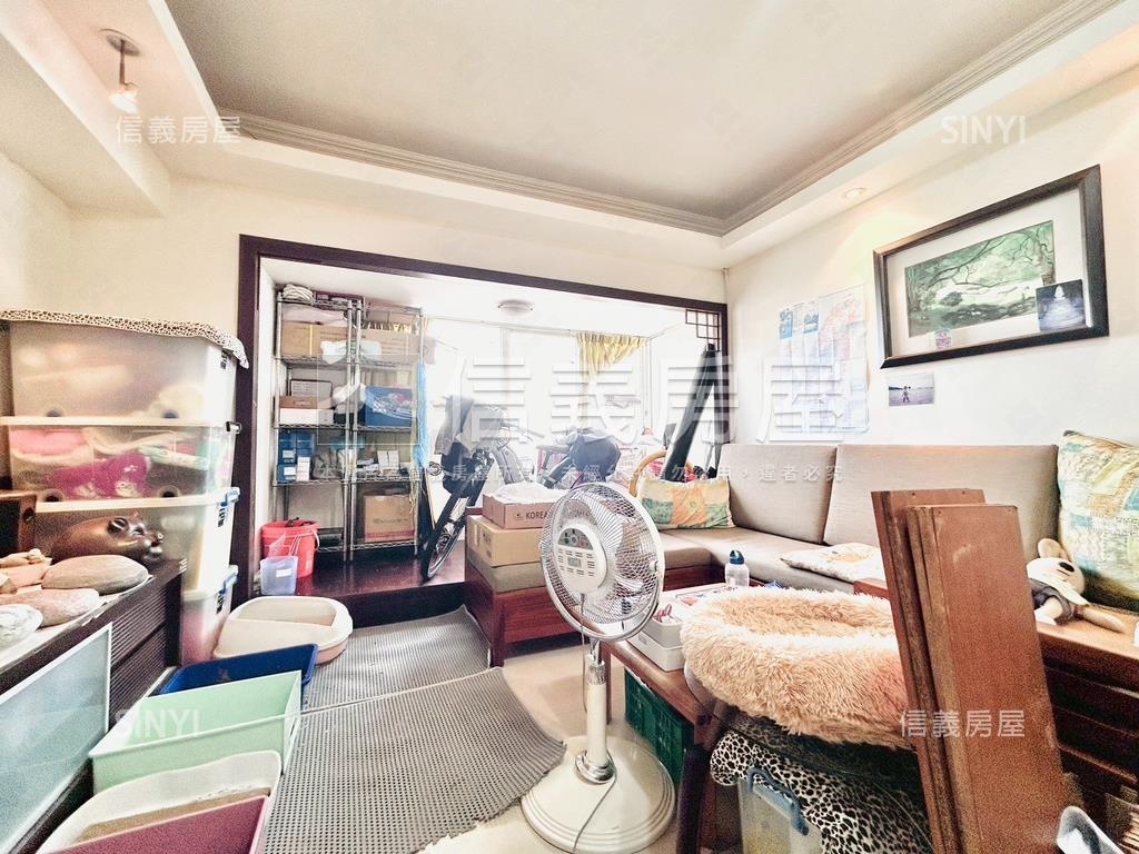 居易大四房車位房屋室內格局與周邊環境