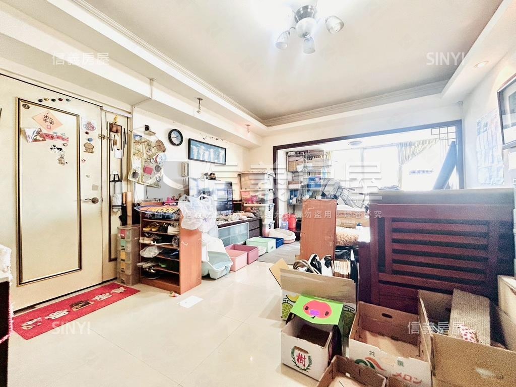 居易大四房車位房屋室內格局與周邊環境