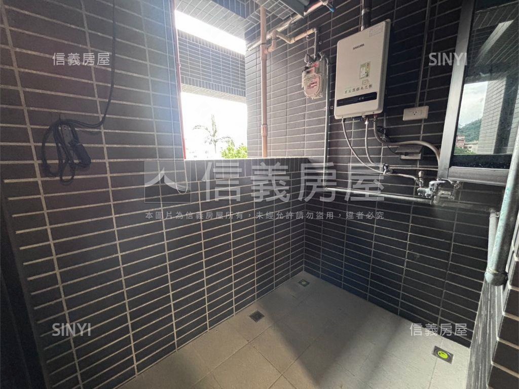 明臣水景電梯兩房房屋室內格局與周邊環境