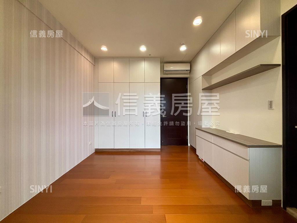 一極美景大三房平車房屋室內格局與周邊環境