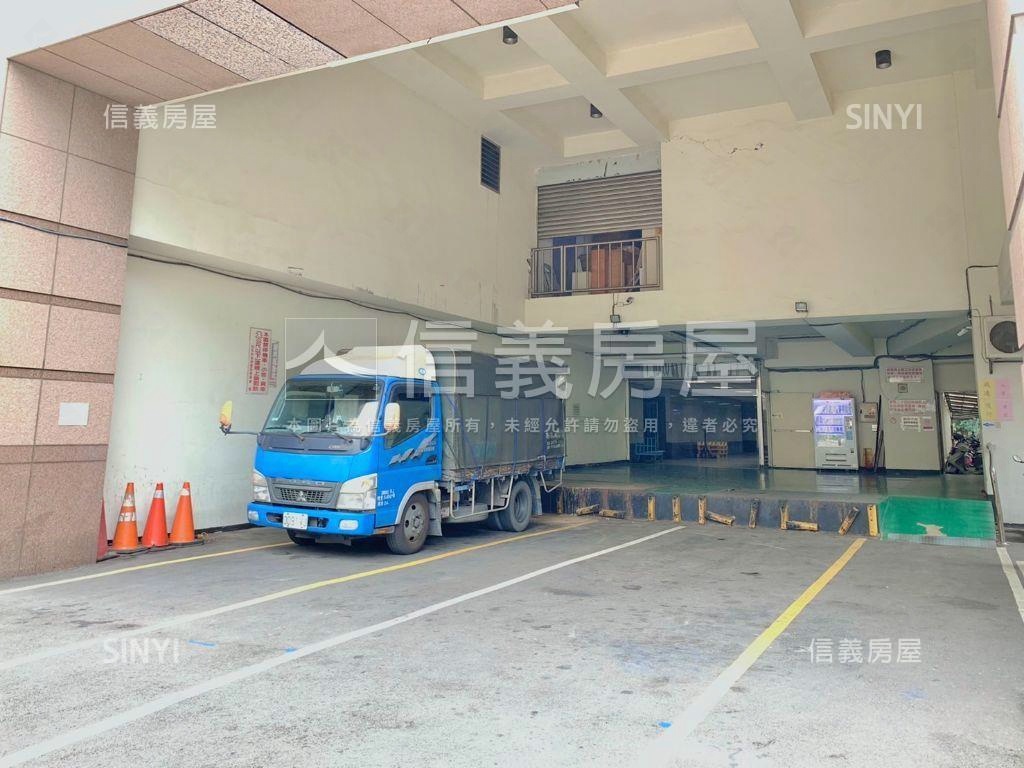 蛇轉乾坤近捷面寬金店房屋室內格局與周邊環境