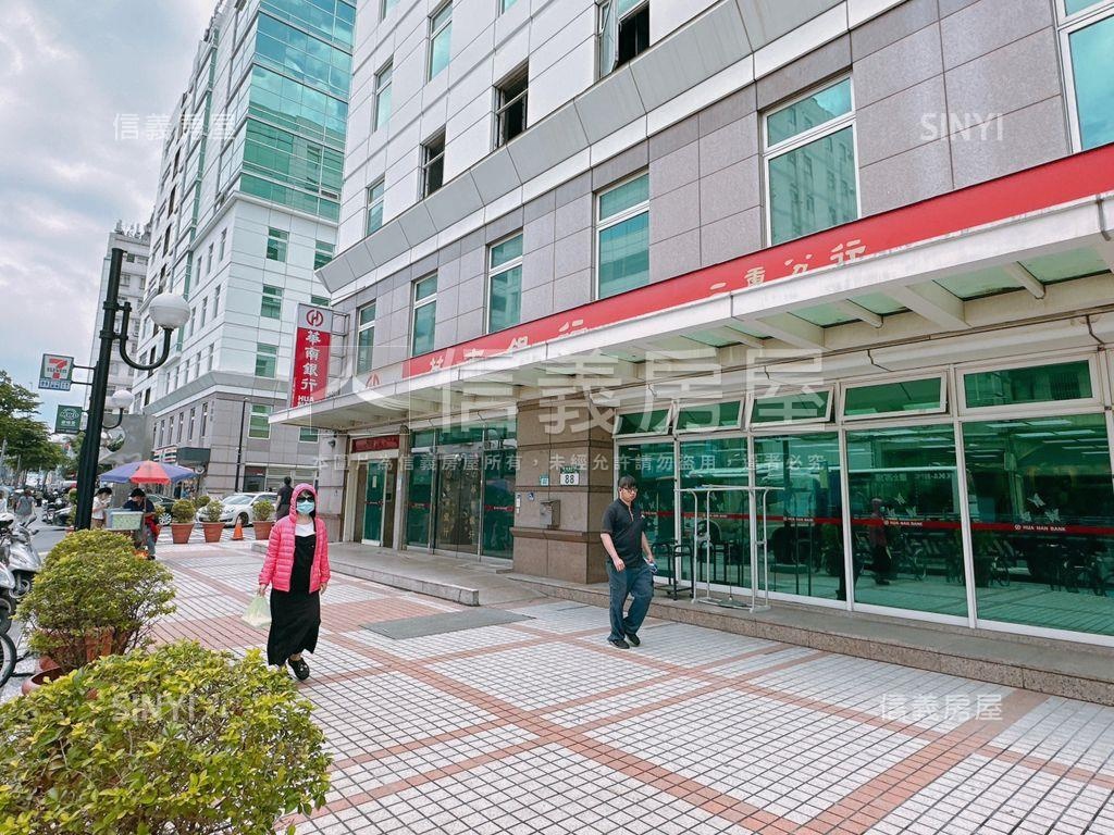 蛇轉乾坤近捷面寬金店房屋室內格局與周邊環境