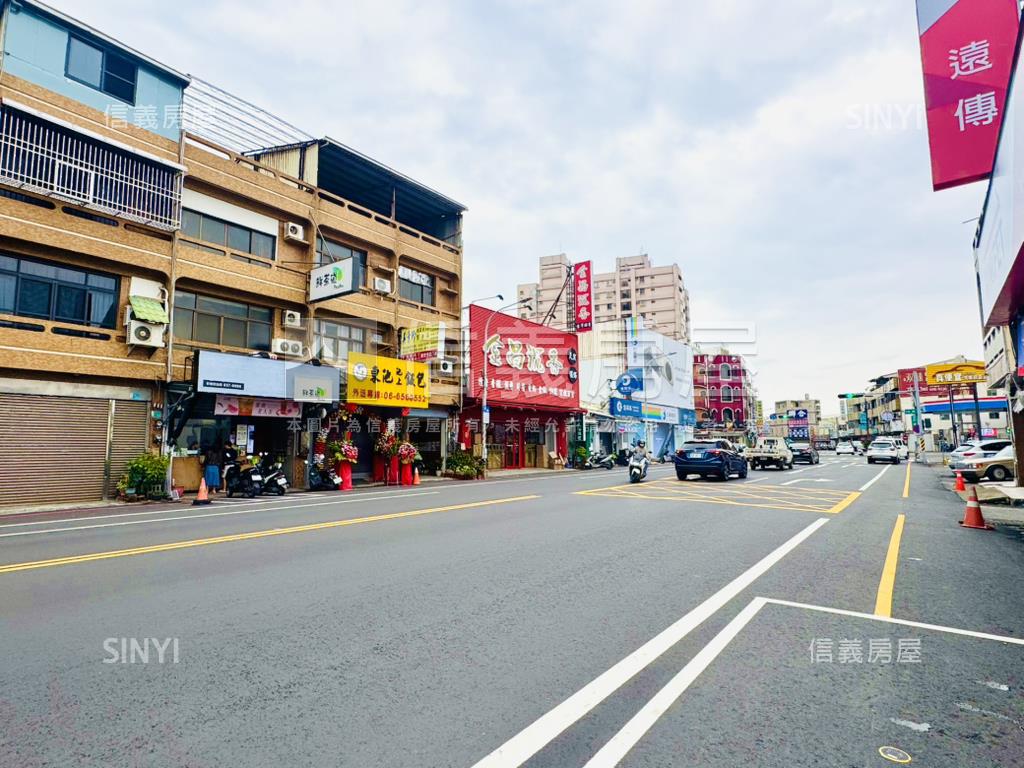 ［新營］約八米路住宅美地房屋室內格局與周邊環境