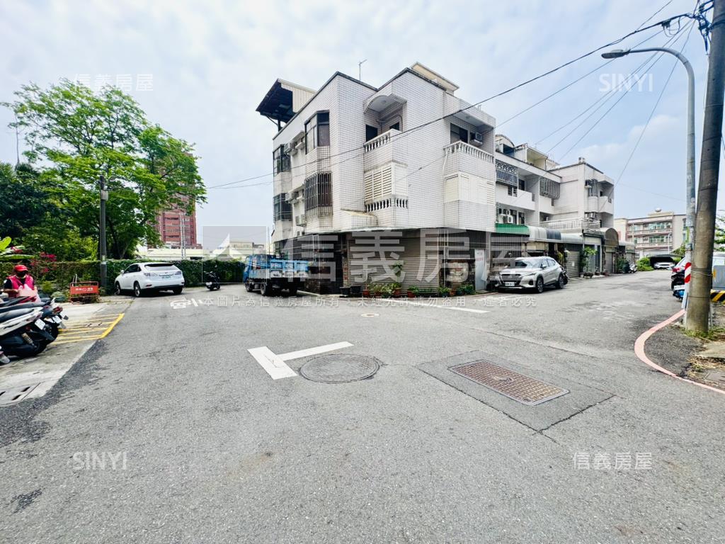 ［新營］約八米路住宅美地房屋室內格局與周邊環境