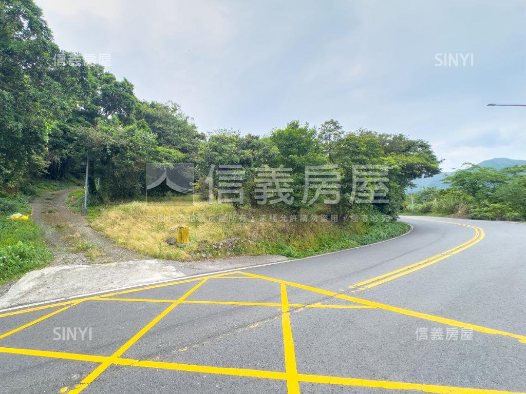 陽明山低總價土地房屋室內格局與周邊環境